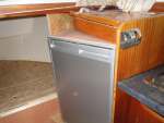 mise en place d'un frigo electrique sur un bateau